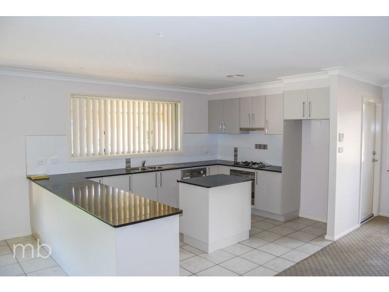 7 Wirringulla Place, Orange NSW 2800