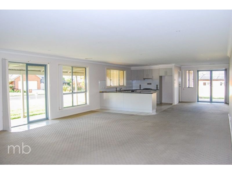 7 Wirringulla Place, Orange NSW 2800