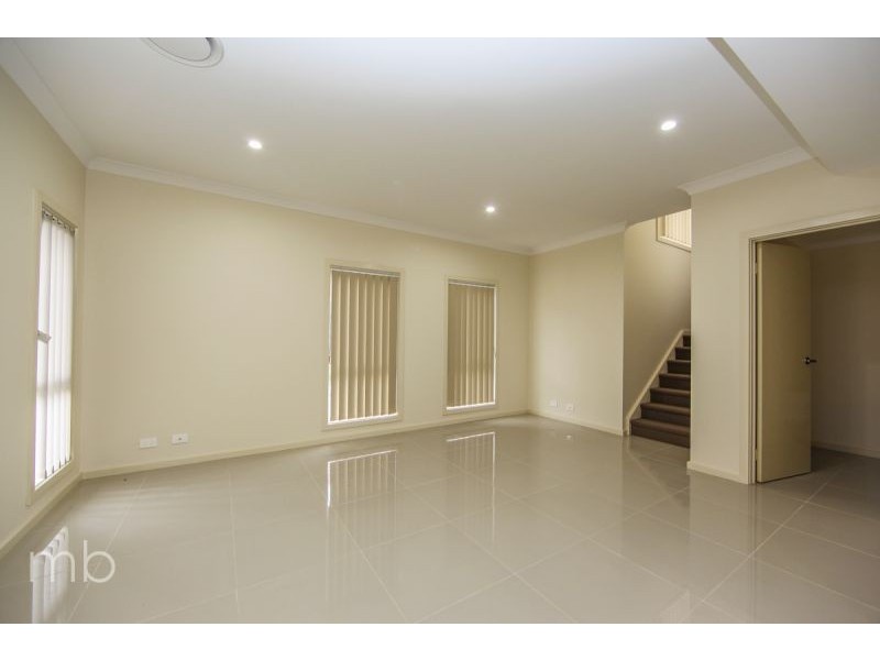6/19 Moonstone Drive, Orange NSW 2800