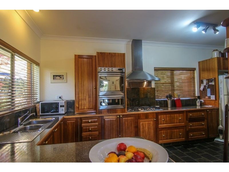 14 Green Lane, Orange NSW 2800
