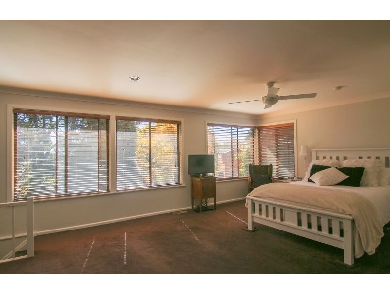 14 Green Lane, Orange NSW 2800