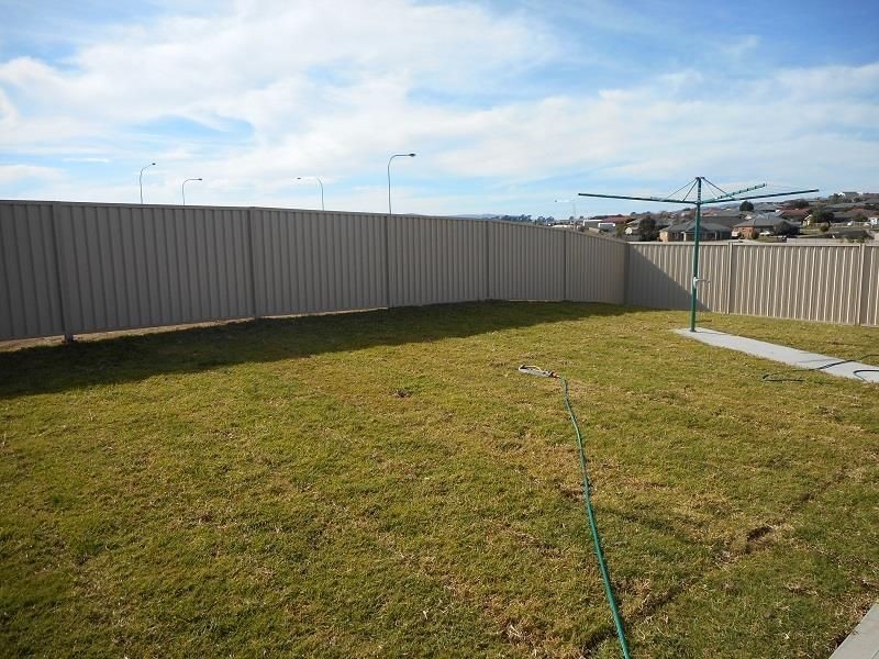 2 Jade Close, Kelso NSW 2795