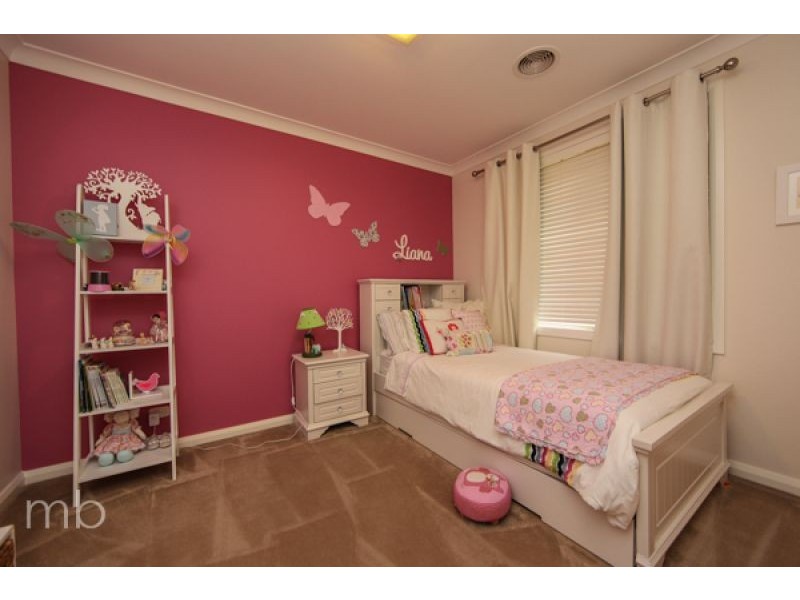 6 Stewart Close, Orange NSW 2800