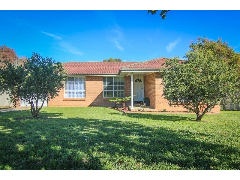 35 Sieben Drive, Orange NSW 2800