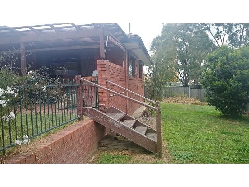 37 Barker Circuit, Bathurst NSW 2795