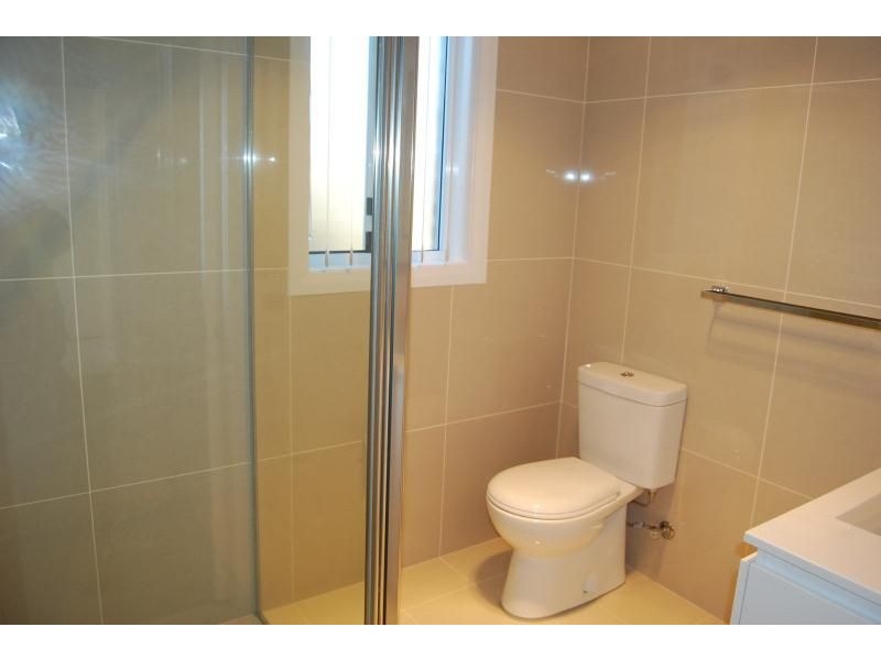 2/13 Turquoise Street, Orange NSW 2800