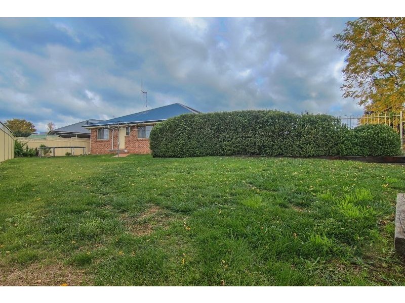 34 George Weily Place, Orange NSW 2800