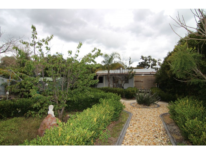 66 Apsley Crescent, Mumbil NSW 2820
