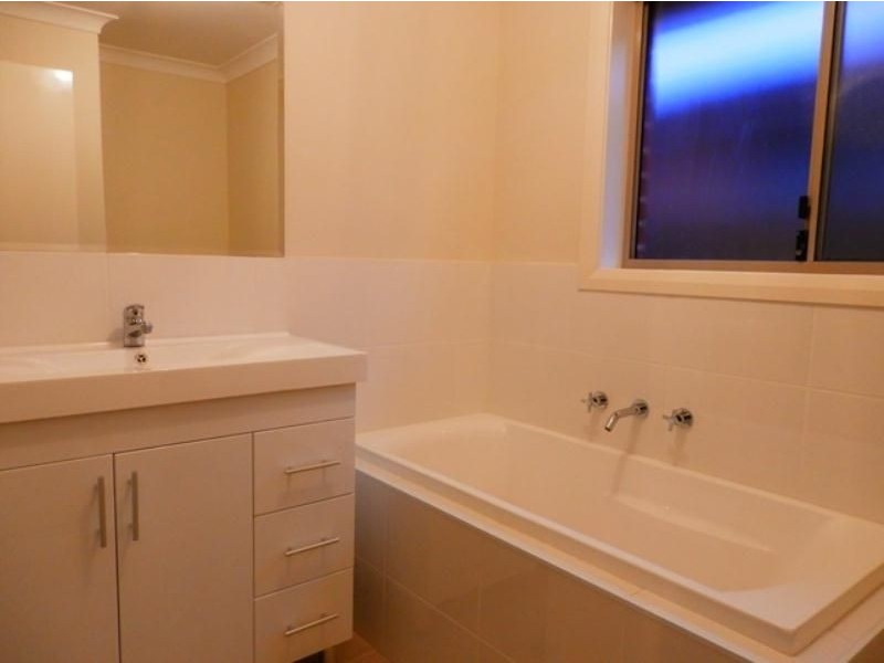 33B Morrisset Street, Bathurst NSW 2795