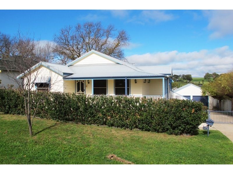 20 Pilcher Street, Millthorpe NSW 2798