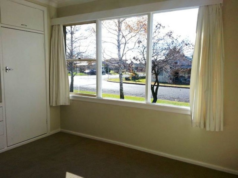 26 Lane Street, Blayney NSW 2799