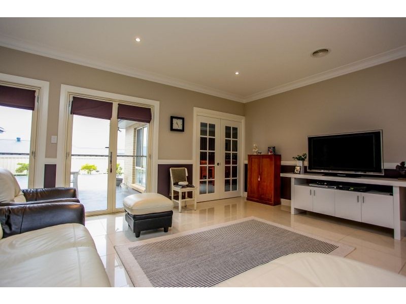21 Stirling Ave, Orange NSW 2800