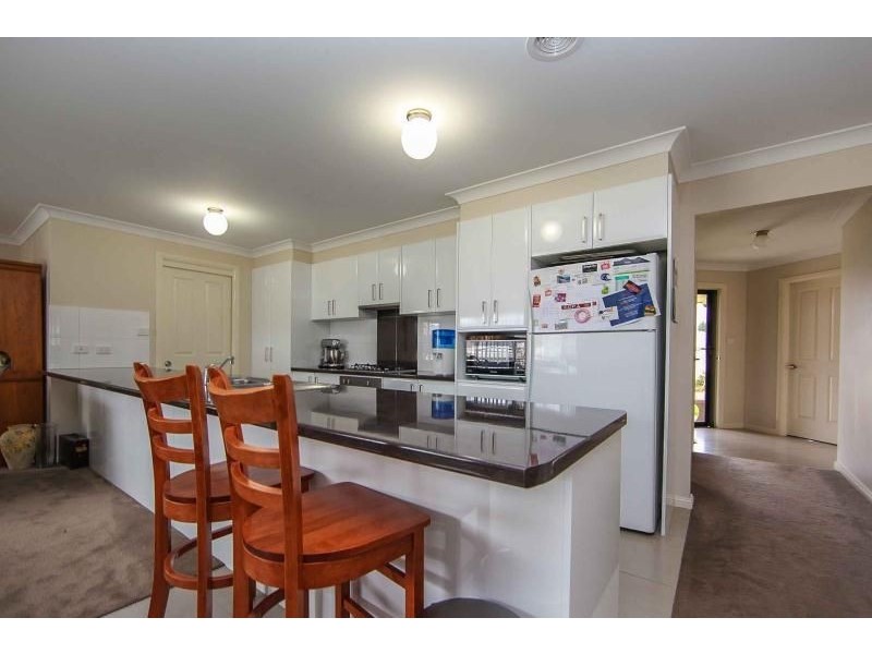5a Braeburn Crescent, Orange NSW 2800