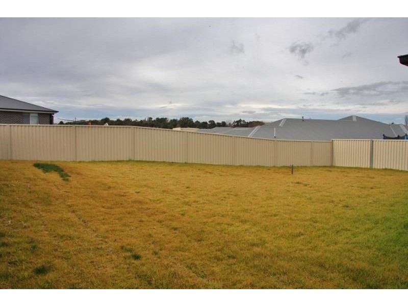 28 Amber Close, Kelso NSW 2795