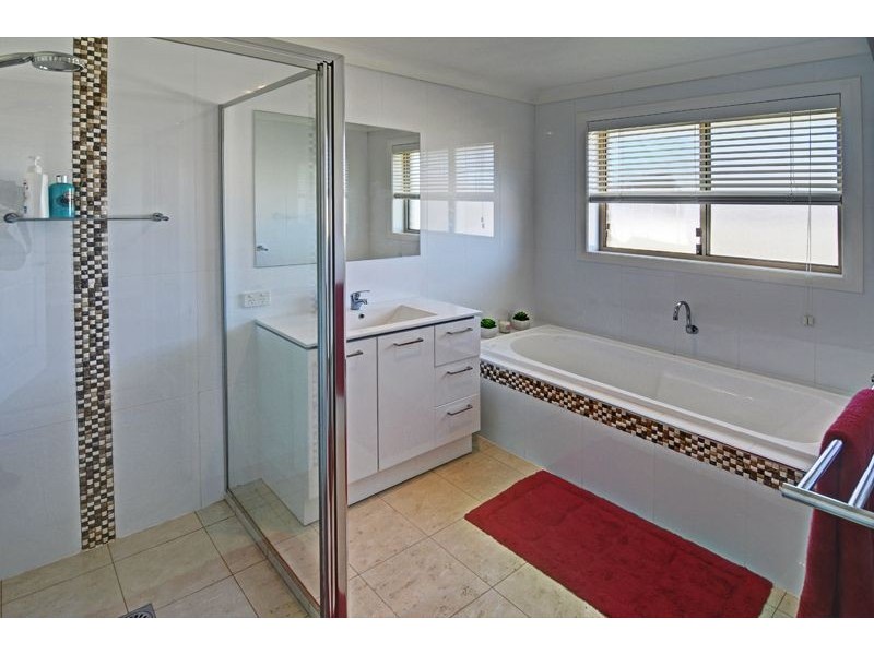 6 Candlebark Crescent, Orange NSW 2800