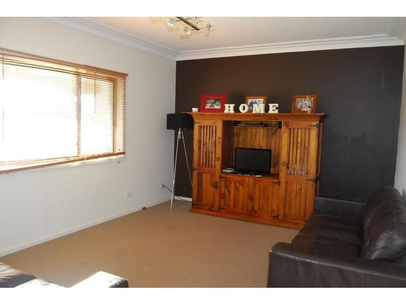 84 Spring Street, Orange NSW 2800