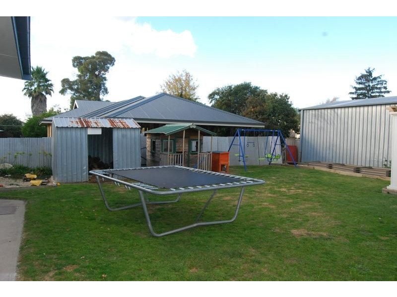 84 Spring Street, Orange NSW 2800