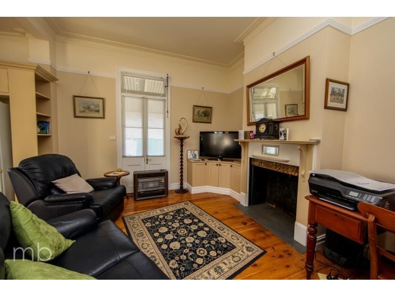 27 McLachlan Street, Orange NSW 2800