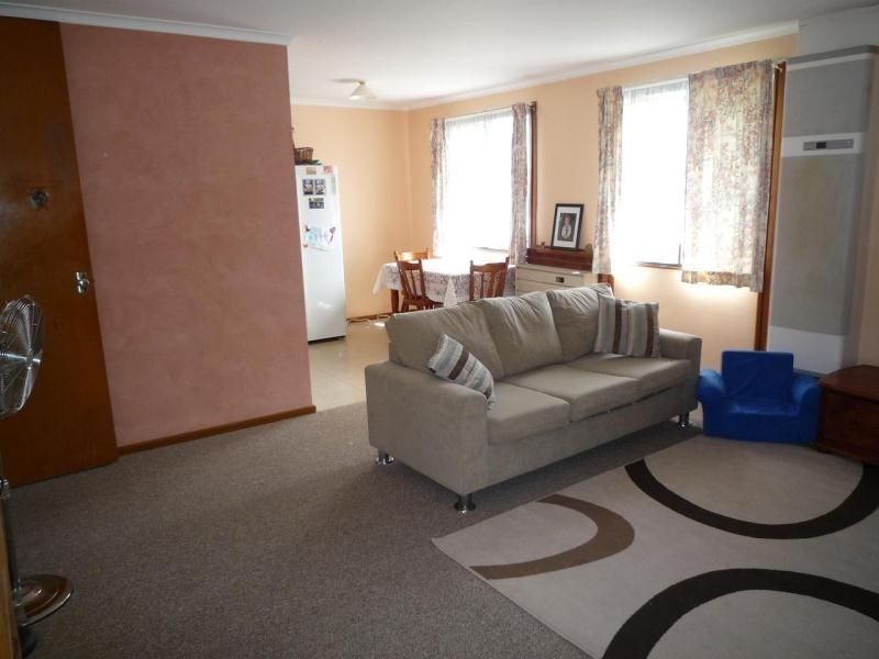 14 Algona Crescent, Orange NSW 2800