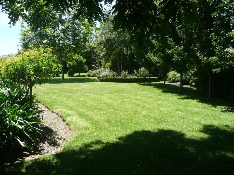 6 Anthony Crescent, Orange NSW 2800