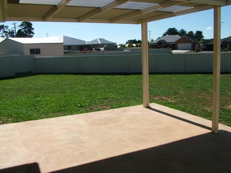 3 Taloumbi Place, Orange NSW 2800