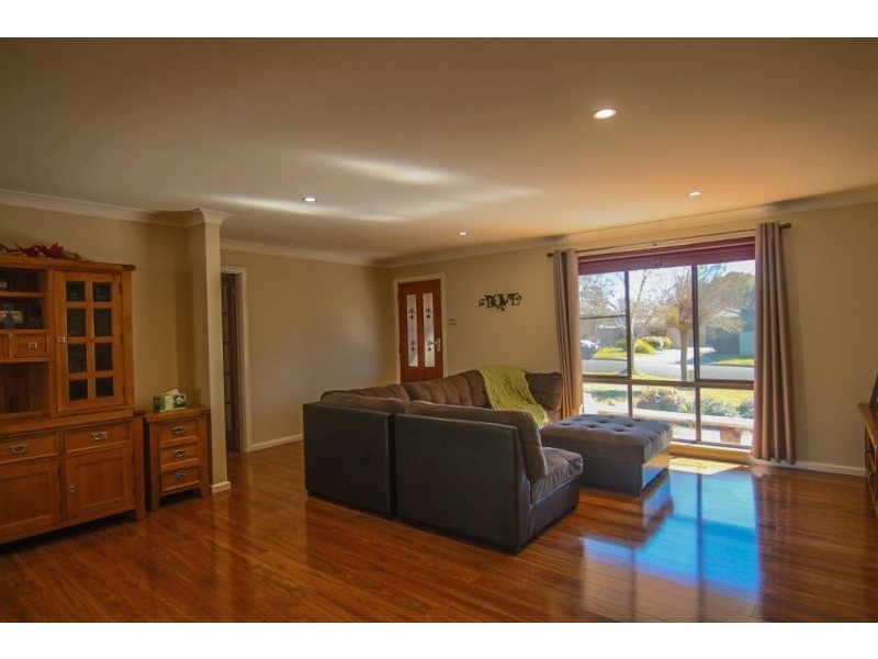 30 Monett Place, Orange NSW 2800