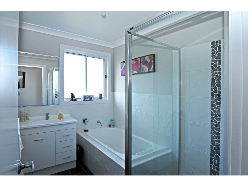 5 Begonia Place, Orange NSW 2800