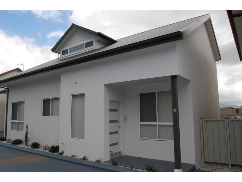 8/19 Moonstone Drive, Orange NSW 2800