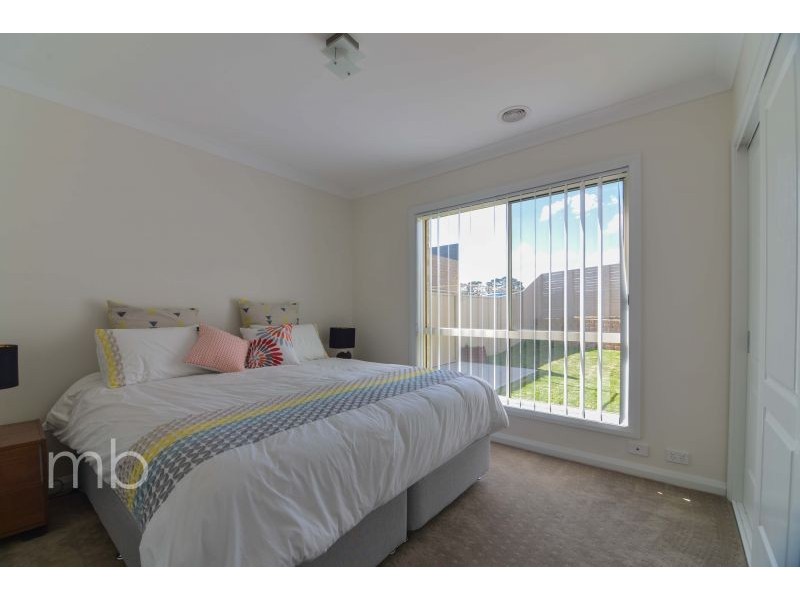 6 Abelia Close, Orange NSW 2800