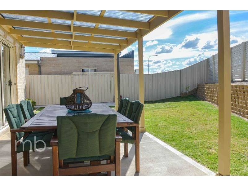 6 Abelia Close, Orange NSW 2800