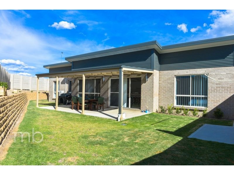 6 Abelia Close, Orange NSW 2800