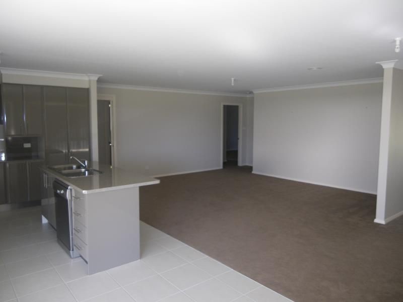 4 McIntosh Street, Orange NSW 2800