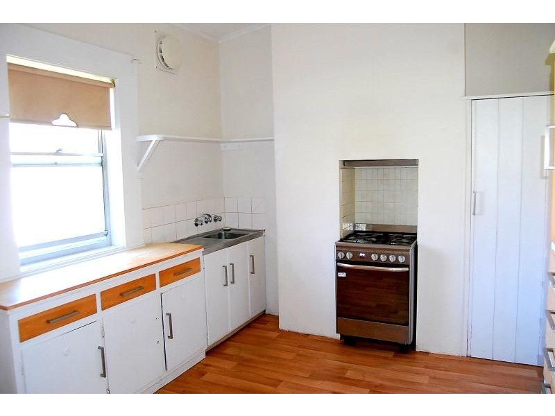 98 Clinton Street, Orange NSW 2800