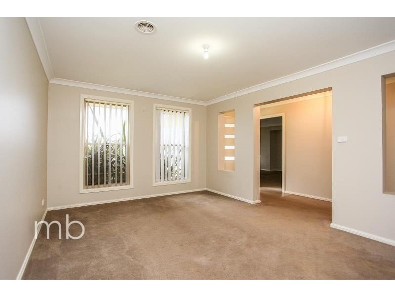 7 Palermo Street, Orange NSW 2800