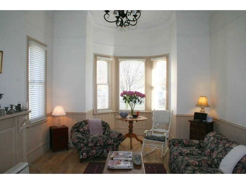 30 Adelaide Street, Blayney NSW 2799