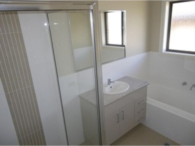 55 Diamond Drive, Orange NSW 2800