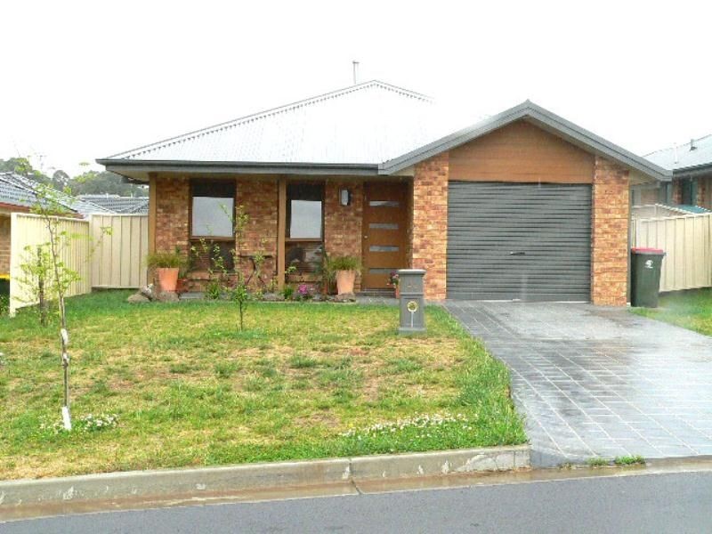 4a Rutherford Place, Orange NSW 2800