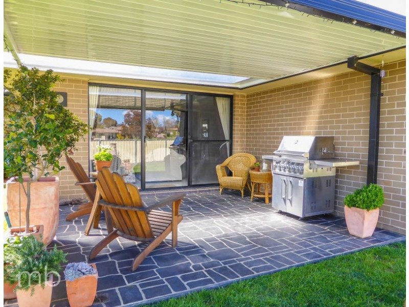 13 Brooklands Drive, Orange NSW 2800