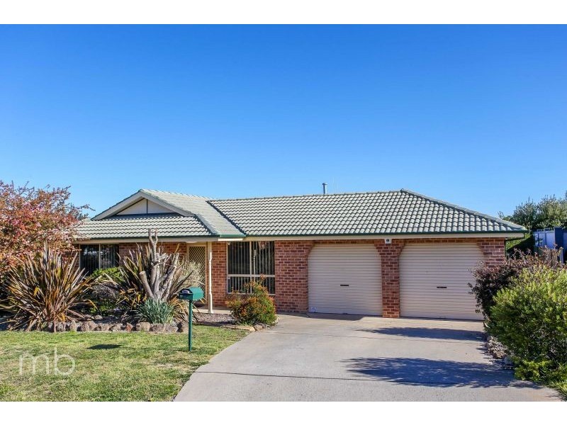 17 Melville Place, Orange NSW 2800