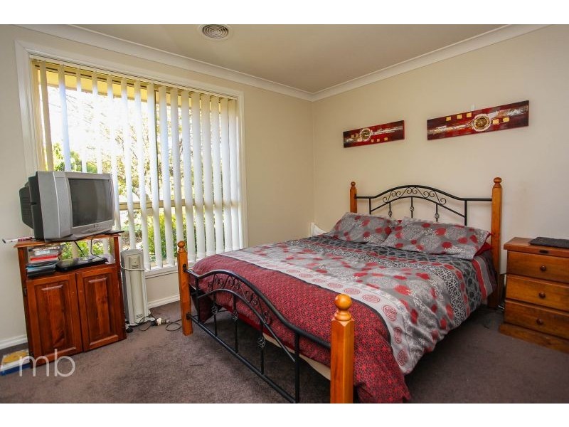 17 Melville Place, Orange NSW 2800