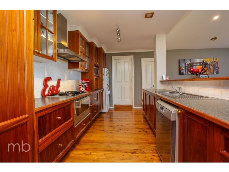 7 Hoskins Place, Orange NSW 2800