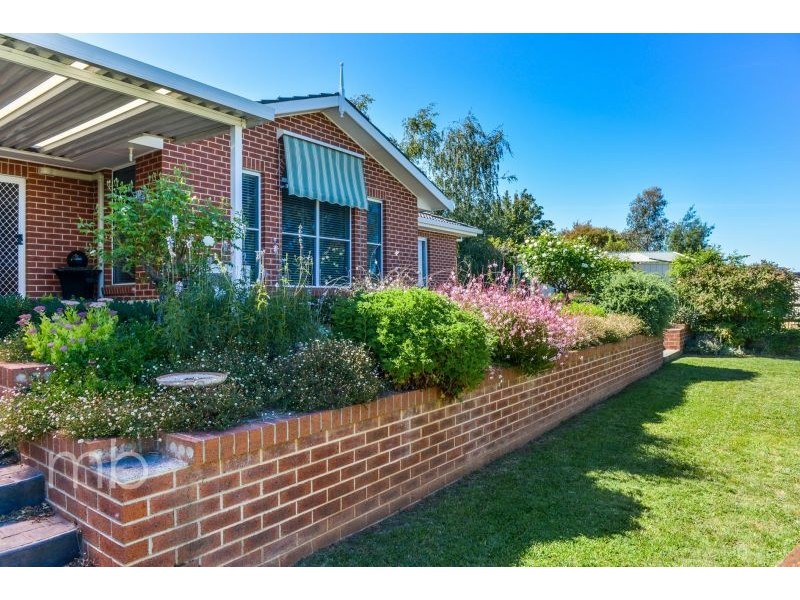 7 Hoskins Place, Orange NSW 2800