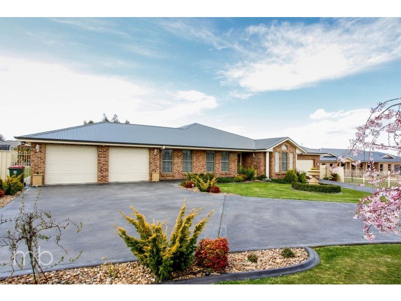 376 The Escort Way, Orange NSW 2800