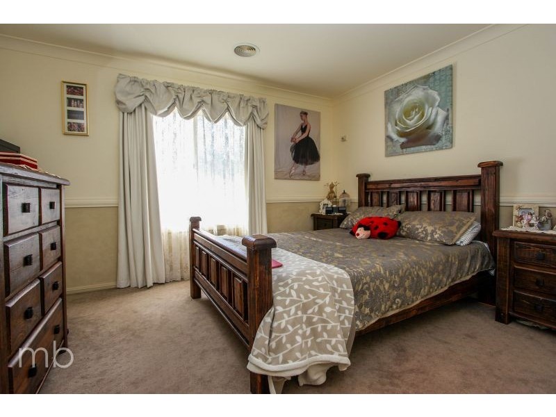 376 The Escort Way, Orange NSW 2800