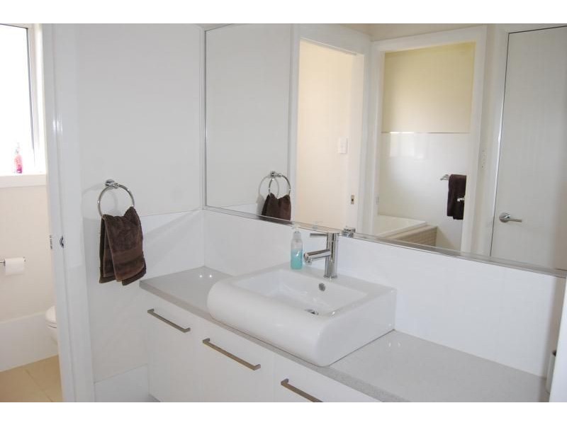 55 Botanic Way, Orange NSW 2800