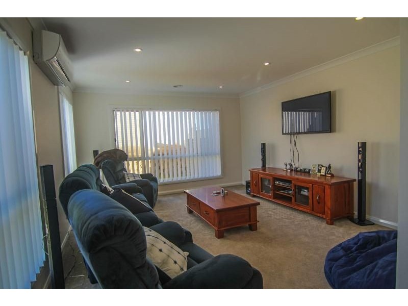 6 Abelia Close, Orange NSW 2800