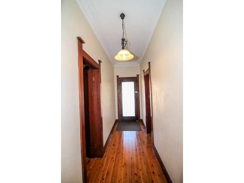 85 Peisley Street, Orange NSW 2800