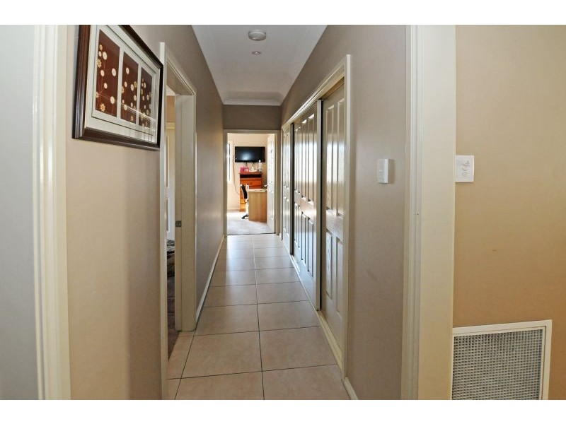 13 Speet Place, Orange NSW 2800