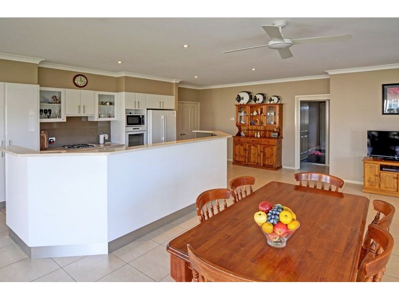 13 Speet Place, Orange NSW 2800