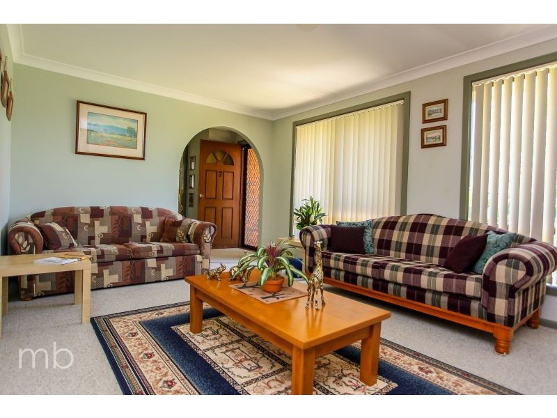 7 Pitta Pitta Place, Orange NSW 2800